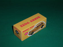 Load image into Gallery viewer, Dinky Toys #151 (# 40b) Triumph 1800 Saloon.