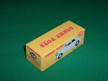 Load image into Gallery viewer, Dinky Toys #158 (# 40a) Riley Saloon.