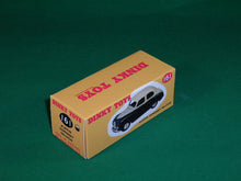 Load image into Gallery viewer, Dinky Toys #161 (# 40j) Austin Somerset.