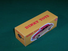 Load image into Gallery viewer, Dinky Toys #172 Studebaker Land Cruiser.