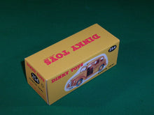 Load image into Gallery viewer, Dinky Toys #254 (# 40h) Austin Taxi.