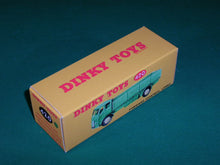 Load image into Gallery viewer, Dinky Toys #420 (# 25r) Leyland Forward Control Lorry.
