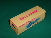 Load image into Gallery viewer, Dinky Toys #422 (# 30r) Fordson Thames Flat Truck.