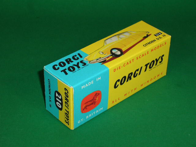 Corgi Toys #210 Citroen DS 19.