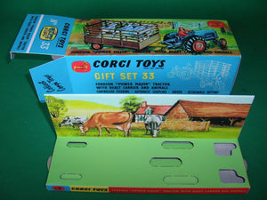 Corgi Toys. Gift Set. #33A Fordson Power Major Tractor with Beast Carrier and Animals.