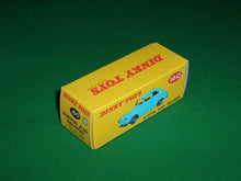Load image into Gallery viewer, Dinky Toys #160 Austin A30.