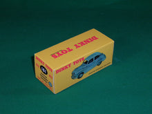 Load image into Gallery viewer, Dinky Toys #161 (# 40j) Austin Somerset.