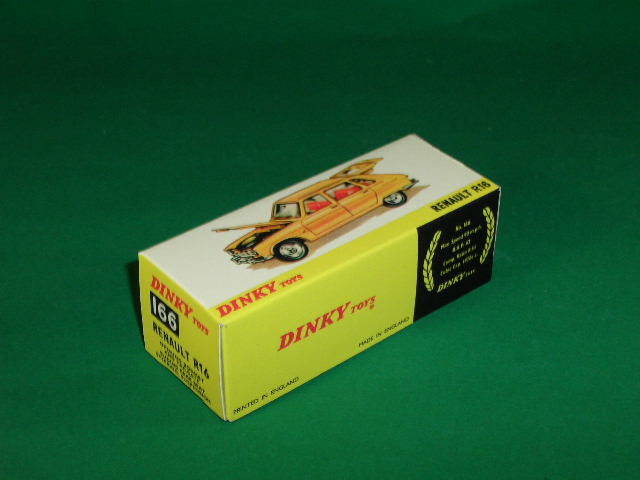 Dinky Toys #166 Renault R16.