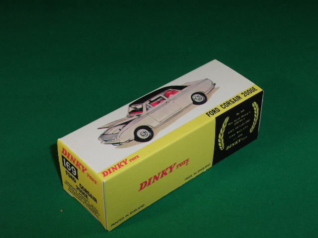 Dinky Toys #169 Ford Corsair 2000E.