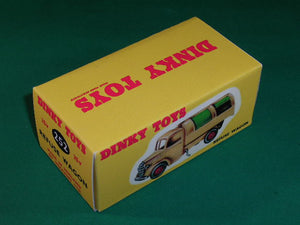 Dinky Toys #252 (#25v) Bedford Refuse Wagon.
