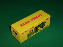 Load image into Gallery viewer, Dinky Toys #415 (# 33w) Mechanical Horse &amp; Open Wagon.