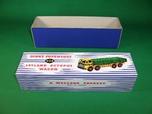 Load image into Gallery viewer, Dinky Toys #934 Leyland Octopus Wagon.