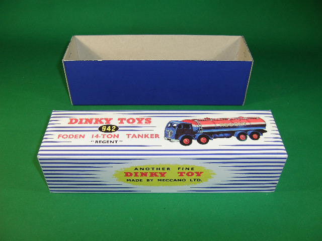 Dinky Toys #942 Foden 14-Ton Tanker 'Regent' - 2nd cab.